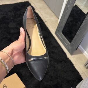 Naturalizer Black Pointed Toe Leather Flats with Silver Accent